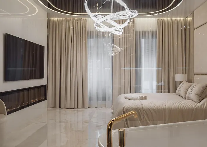 Nana White Lux Gdansk